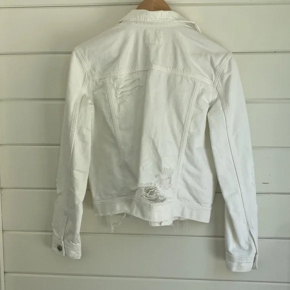 NWT American Eagle Outfitters | White Distressed Denim Jacket | Perfect Conditio - Picture 4 of 10